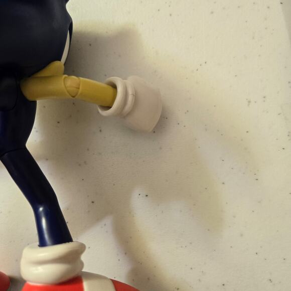 Sonic The Hedgehog figure. Unbranded - Picture 8 of 8